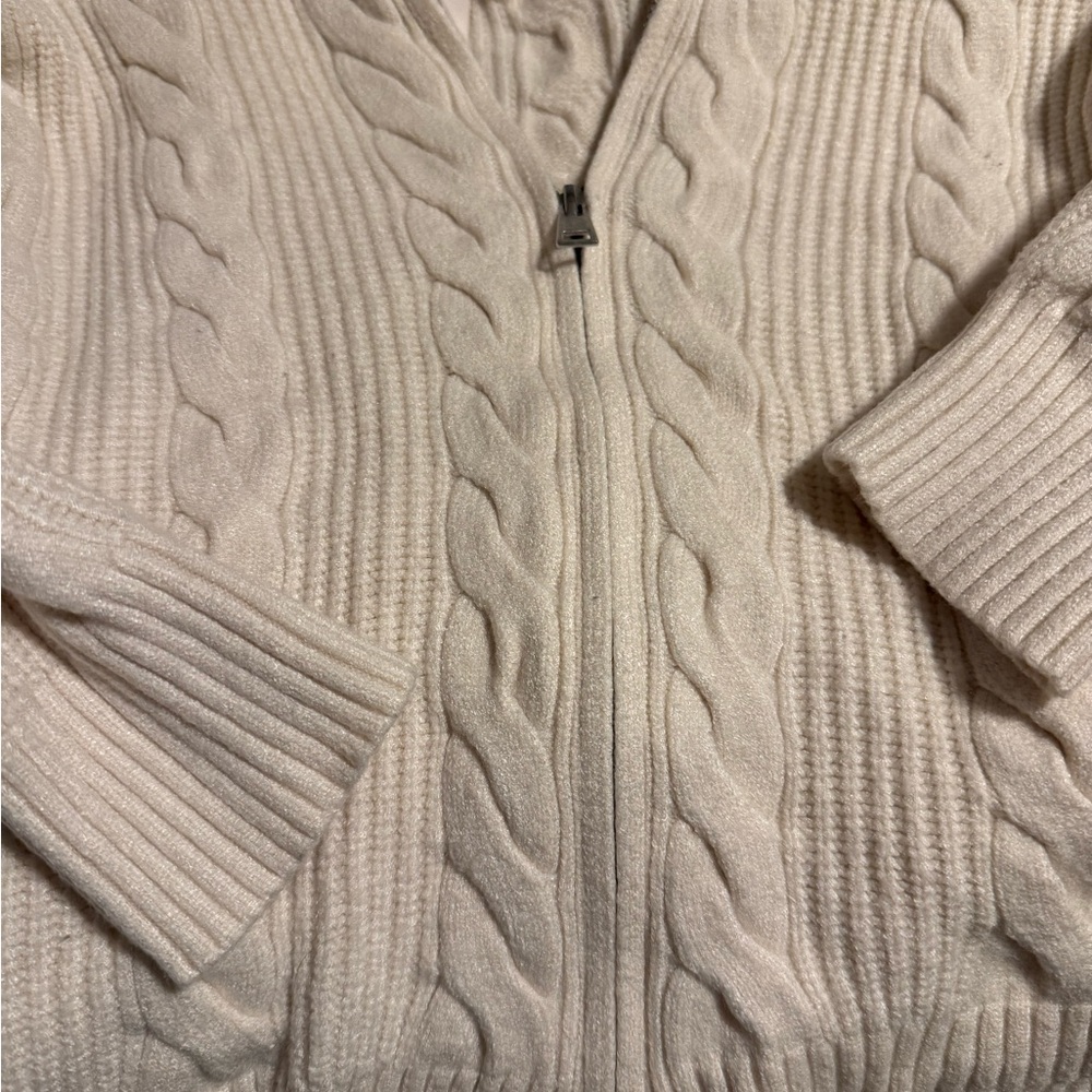 Sweater bundle - Picture 2 of 3